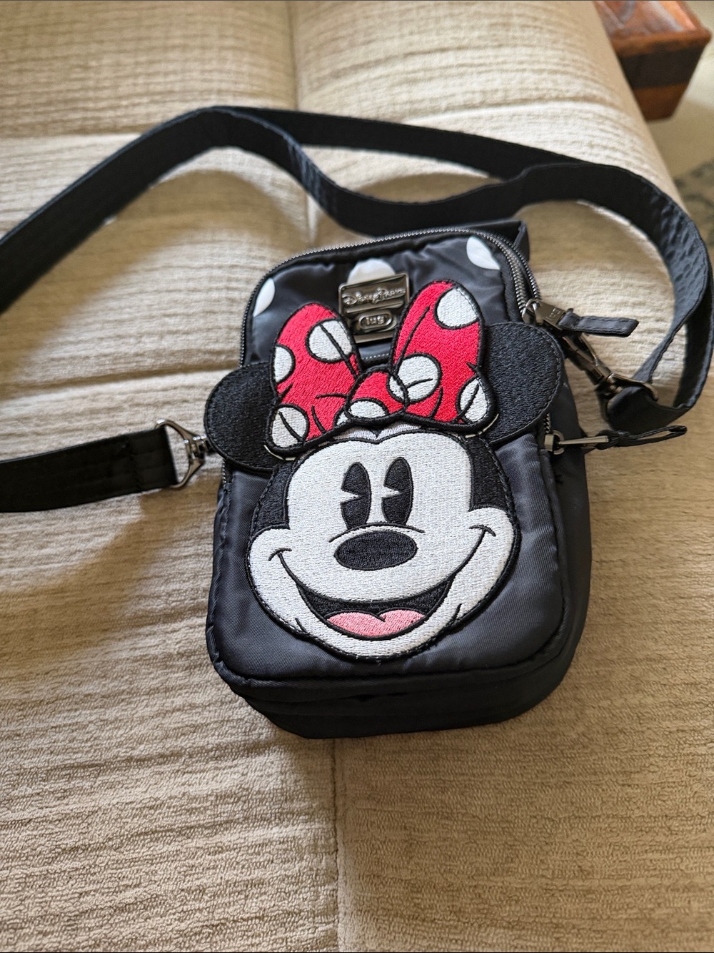 Disney Minnie Mouse Skeeter Mini convertible crossbody by Lug